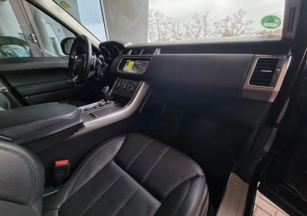 Land Rover Range Rover Sport cena 169800 przebieg: 143652, rok produkcji 2018 z Nysa małe 781